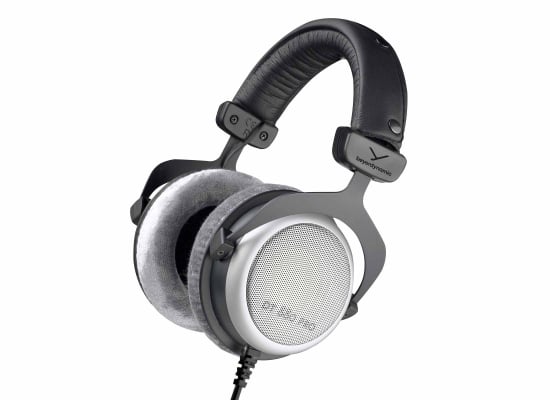 Beyerdynamic DT 880 PRO halboffener Studio-Referenzkopfhörer