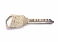 Omnitronic Schlüssel, Omnitronic SRT Stahlschrank
